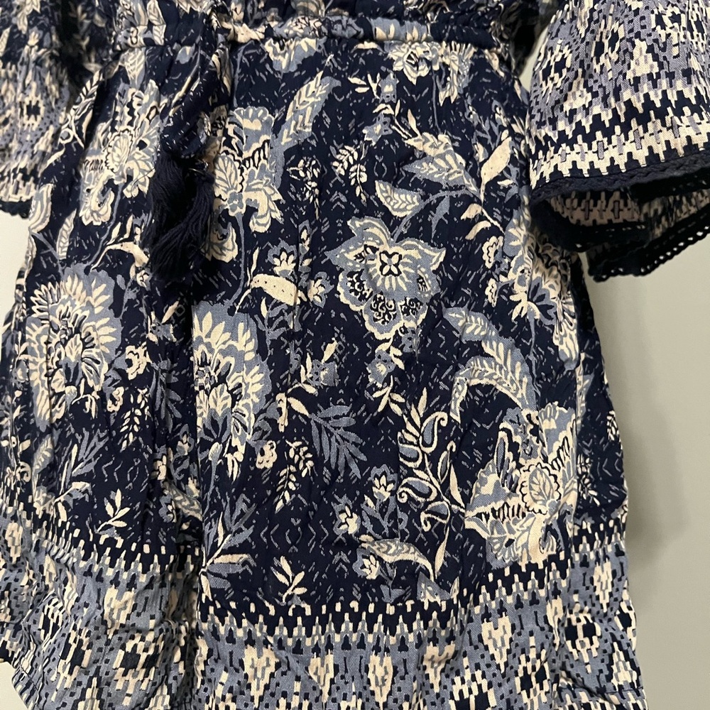 Angie Navy Floral Blouse with White Accents - Picture 5 of 6
